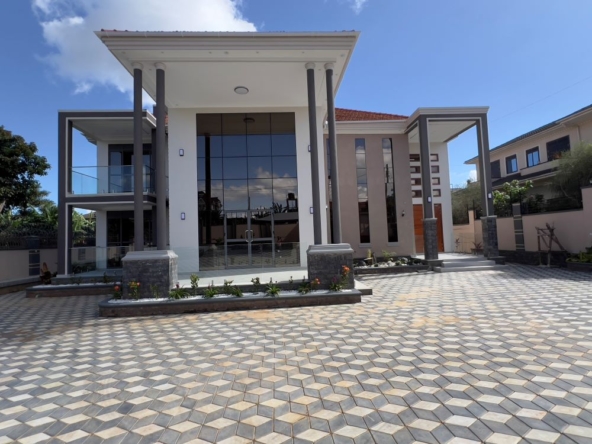 NEW HOUSE FOR SALE IN AKRIGHT ESTATE ENTEBBE ROAD