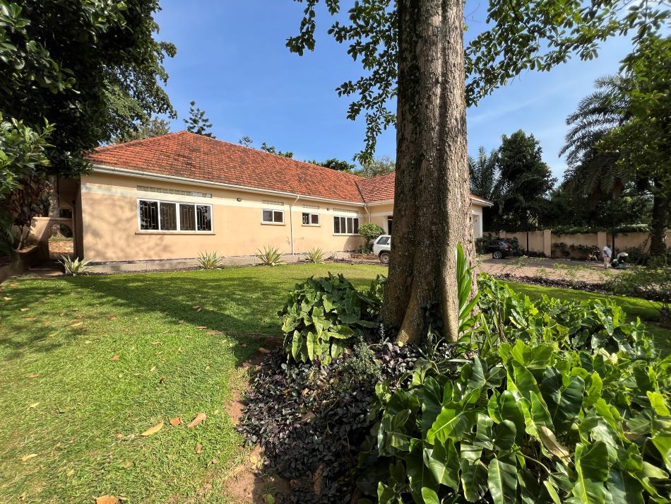 This House for sale in Bugolobi Kampala