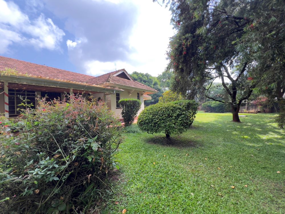 This House for sale in Kololo Kampala