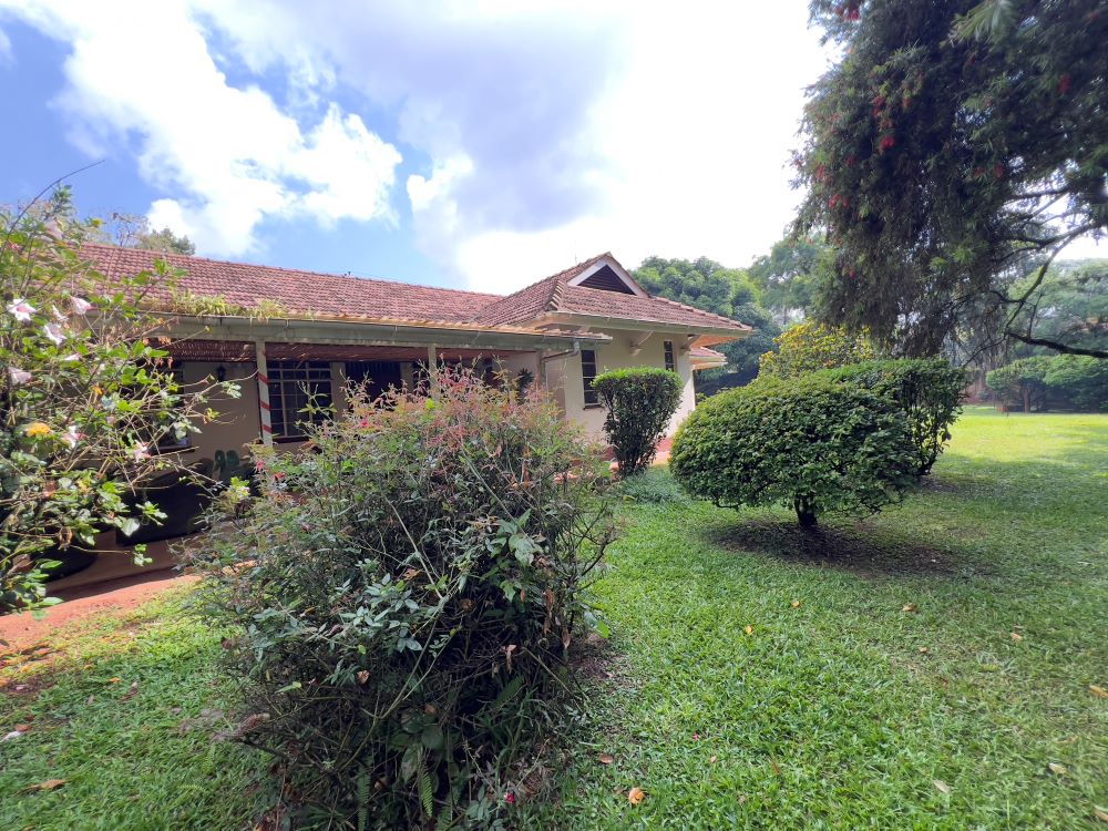This House for sale in Kololo Kampala