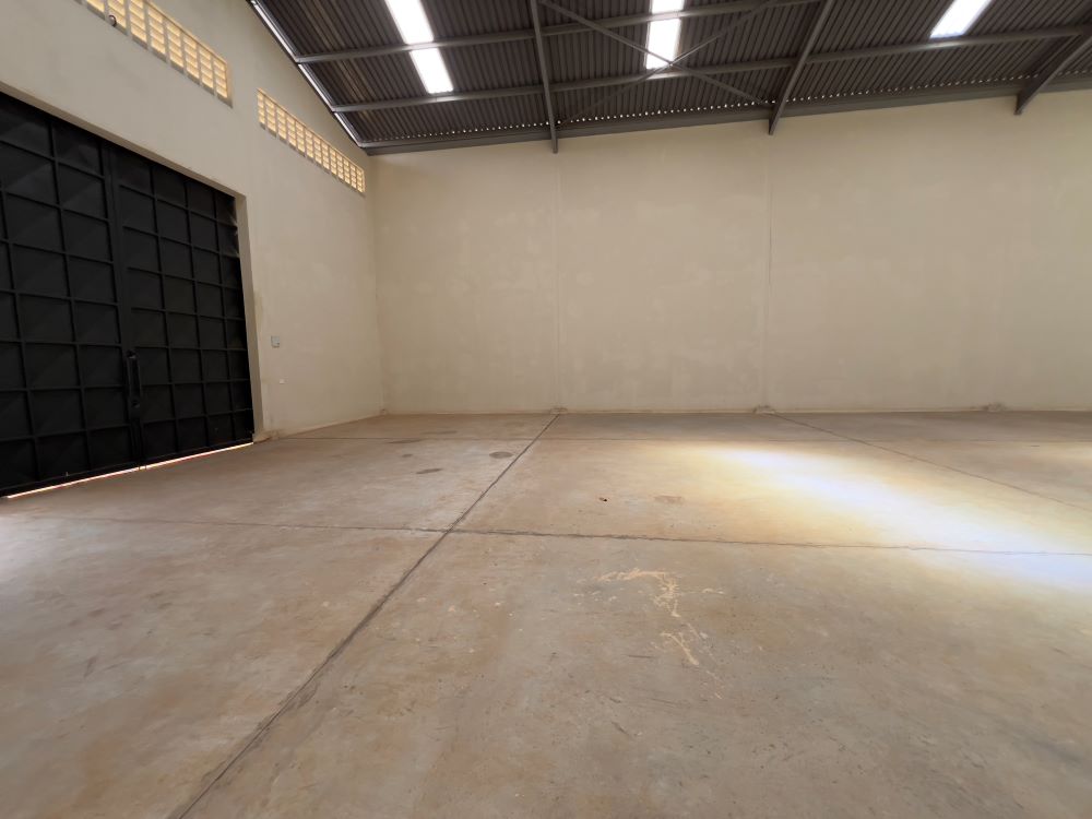 Warehouses for sale in Nalukolongo Kampala