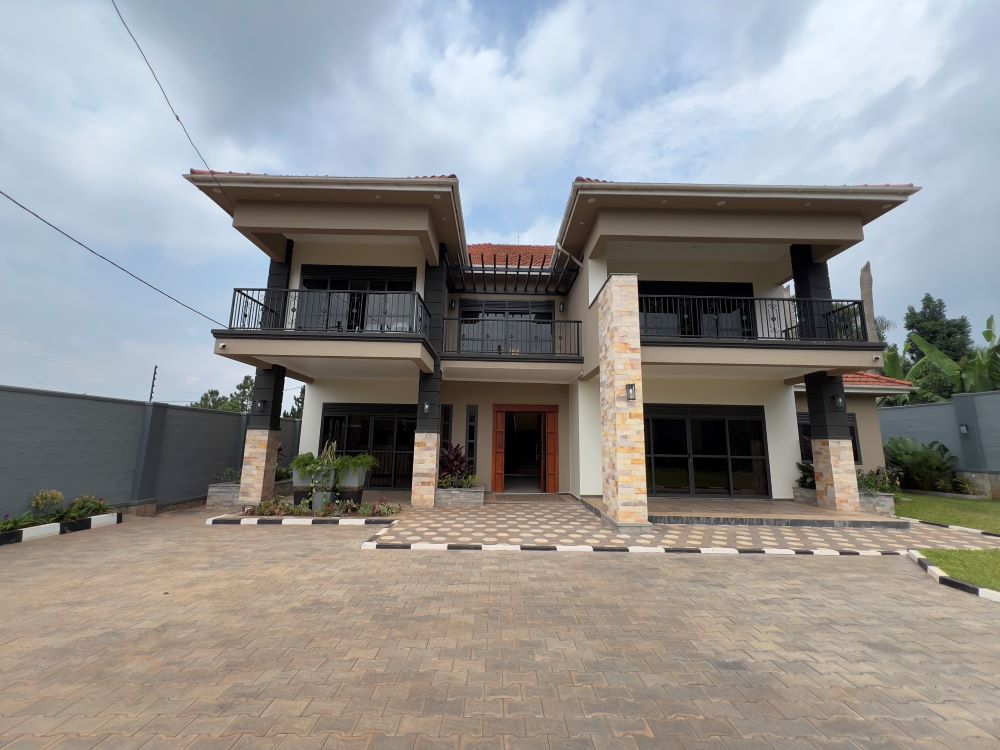 This 5Bedrooms House for sale in Bunga Kampala